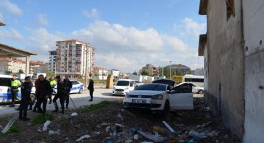 Otomobil ve 30 bin TL gasbeden 3 şüpheliden 1'i yakalandı