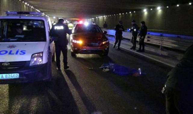 Otomobilin çarptığı kadın hayatını kaybetti