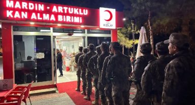 Özel harekattan Kızılay'a kan bağışı