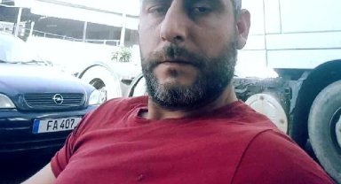 Polis, araçlara zarar veren şüphelinin evine gitti, babasını öldürdüğü ortaya çıktı