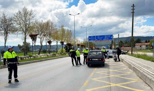Polis bayram tedbirlerini arttırdı