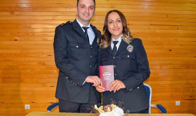 Polis haftasında nikah kıydılar