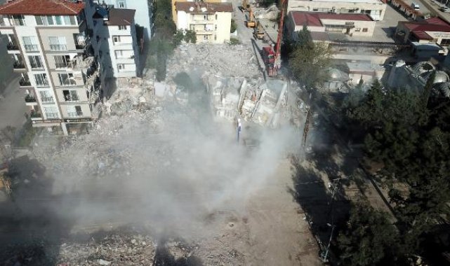Prof. Dr. Doğangün: Eskiden şehirler planlanırken komşunun güneşini kesmiyorduk, şimdi tepesine biniyoruz