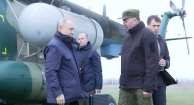 Putin, Herson ve Luhansk bölgelerine sürpriz ziyaret