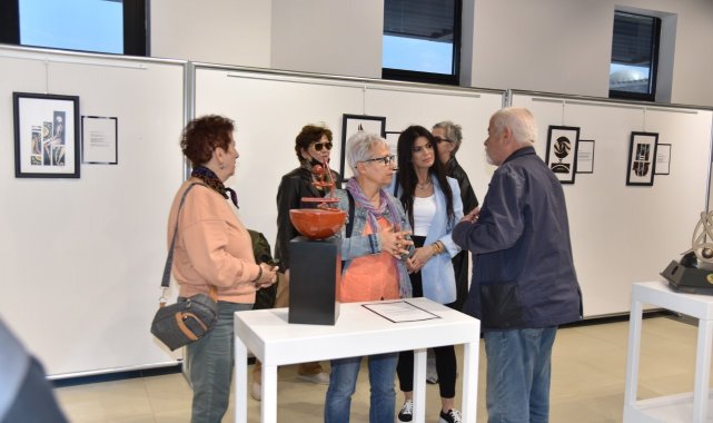 "Evrenin Şifresi" sergisi sanatseverlerin beğenisine sunuldu