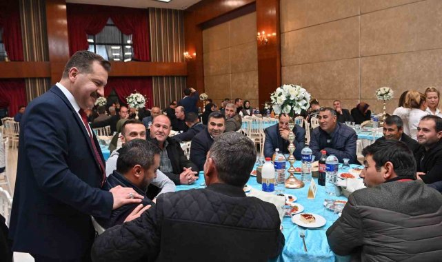 "Yeni yüzyılın Türkiye'sini muhtarlarla beraber inşa edeceğiz"