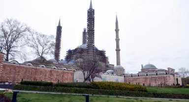 Restorasyondaki Selimiye Camii'nin 'kapalı' sanılması ziyaretçi sayısını düşürdü