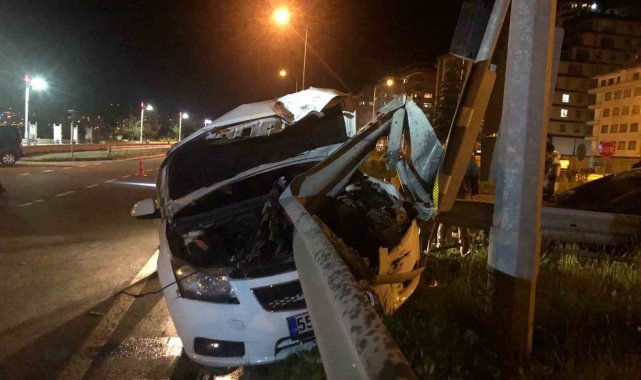 Rize'de feci kazada sürücüler burnu bile kanamadan kurtuldu