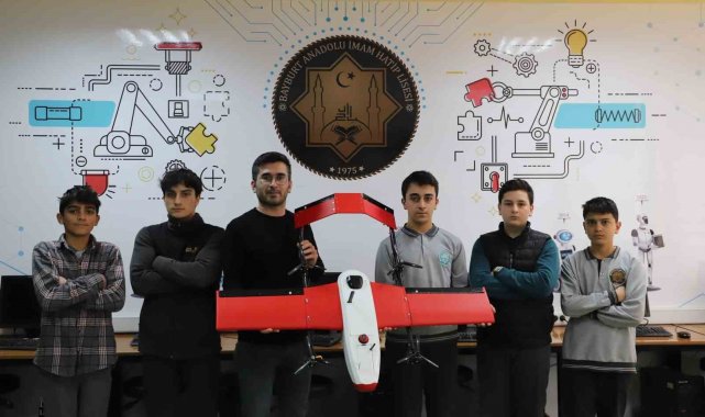 Robohatip takımı Liseler Arası İnsansız Hava Araçları Yarışmasında finalde