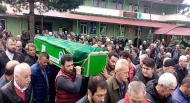 Sakarya'daki trafik kazasında ölen 2 kişi, defnedildi