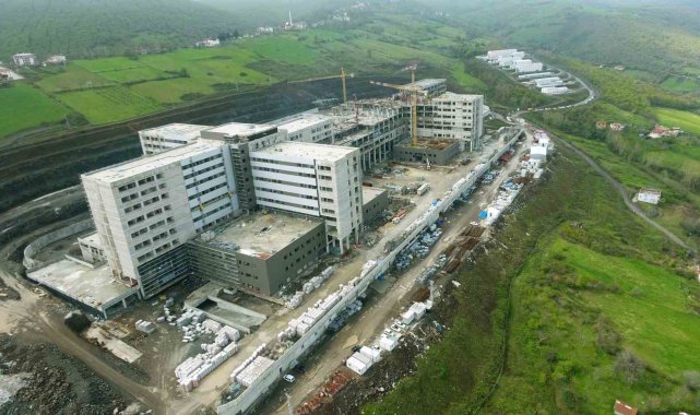 Samsun Şehir Hastanesi'nin kaba inşaatı yüzde 96'ya ulaştı