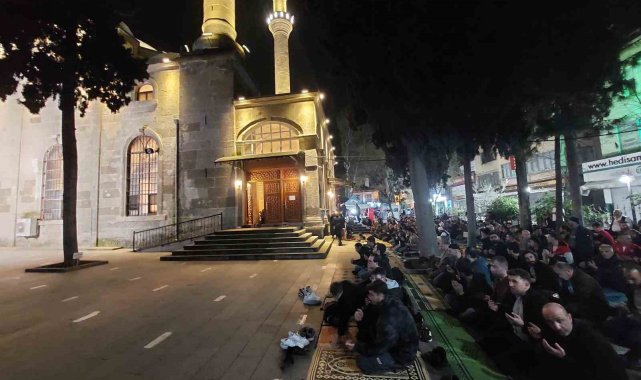 Samsun'da okunan 1071 hatmin duası yapıldı