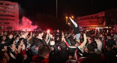 Samsunspor, Süper Lig'e yükselmeyi garantiledi