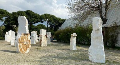 Sanatçı Güneştekin: Eserlerime 8 yılda 3 kez saldırı yapıldı
