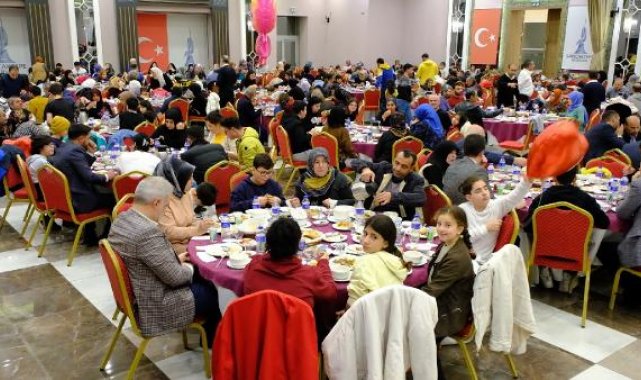 Sancaktepe Belediyesi depremzedeler için iftar programı düzenledi