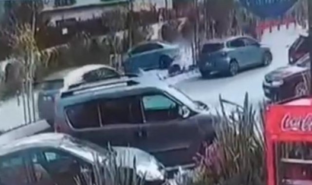 Sancaktepe'de hatalı 'U' dönüşü kazası