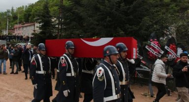 Şehit astsubayın cenazesi, memleketi Tokat'ta toprağa verildi