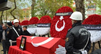 Şehit polis memuru Keskin, Elazığ'da son yolculuğuna uğurlandı