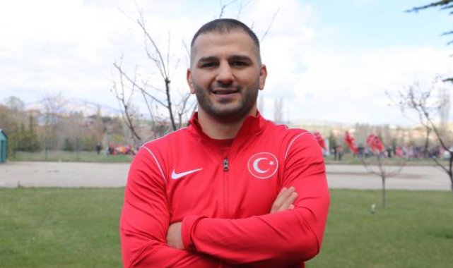 Serbest Güreş Milli Takımı'nda hedef şampiyonluk ve madalya