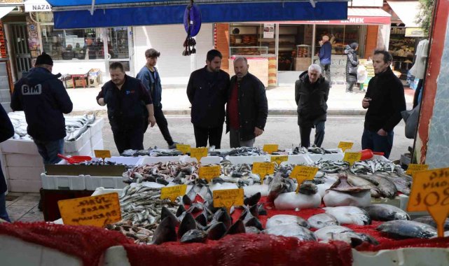 Sezonun son balıklarına yoğun ilgi