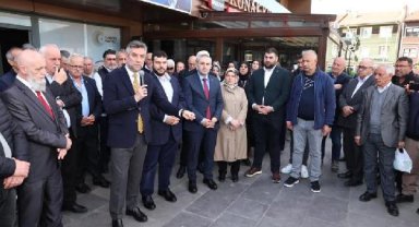 Şile Belediye Başkanı Ocaklı partisinin seçim koordinasyon merkezi açılışına katıldı