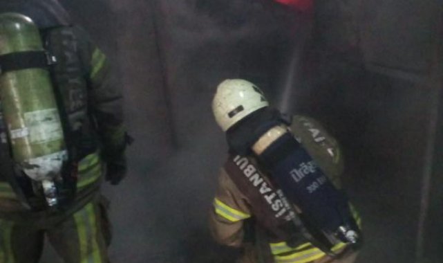 Silivri'de mangal kömürü üretim tesisinde yangın