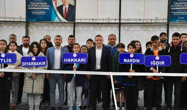 Şırnak'ta tenis turnuvası düzenlendi