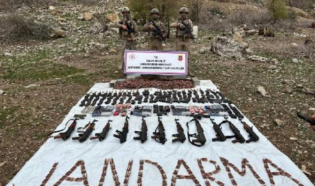 Şırnak'ta terör örgütüne ait silah deposu imha edildi