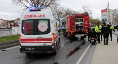 Şişli'de otomobil ağaca çarptı: 3 yaralı