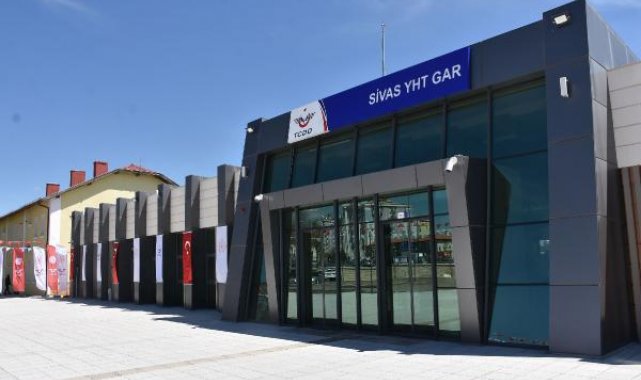 Sivas'ta YHT heyecanı
