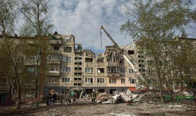 Sloviansk'ta vurulan apartmanda can kaybı 15'e yükseldi