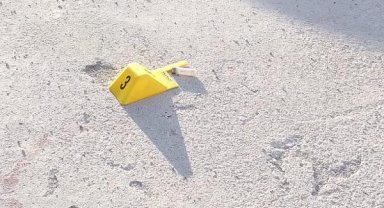 Sokakta tartıştığı genci tüfekle yaraladı