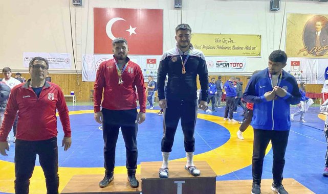SUBÜ'lü güreşçiler dünya şampiyonasında yarışacak