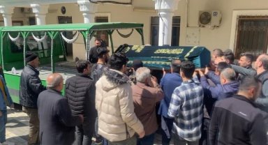 Sultanbeyli'de inşaattaki su birikintisinde cesedi bulunan çocuk toprağa verildi