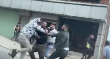 Sultanbeyli'de silahlı ve sopalı kavga: 2 yaralı  