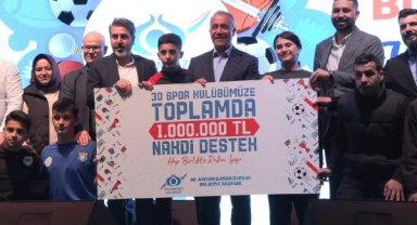 Sultangazi Belediyesi'nden amatör kulüplere 1 milyon TL'lik destek