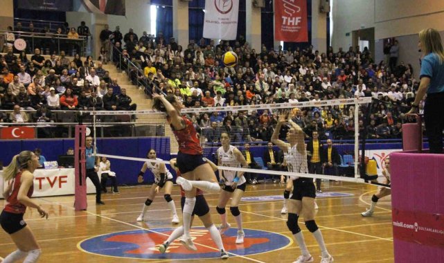 Sultanlar Ligi: Aydın Büyükşehir Belediyespor: 0 - Vakıfbank: 3