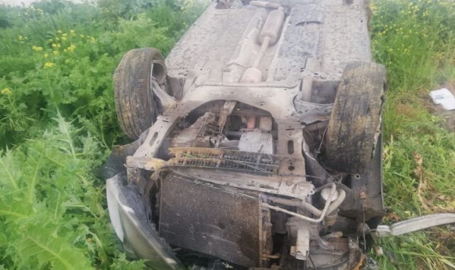 Susurluk-Bandırma otoyolunda trafik kazasında 3 kişi yaralandı