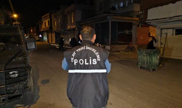 Tantuni yerken, kaza kurşunuyla yaralandı