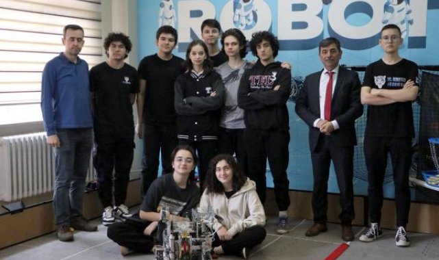 Tekirdağlı lise öğrencileri, ürettikleri robotla ABD'de Türkiye'yi temsil edecek