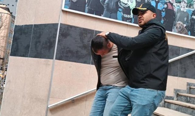 Telefon dolandırıcıları suçüstü yakalandı
