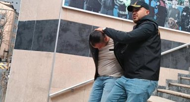 Telefon dolandırıcıları suçüstü yakalandı