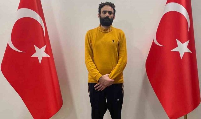 Terör örgütü mensubu firari Rasim Akyol, Türkiye'ye getirildi