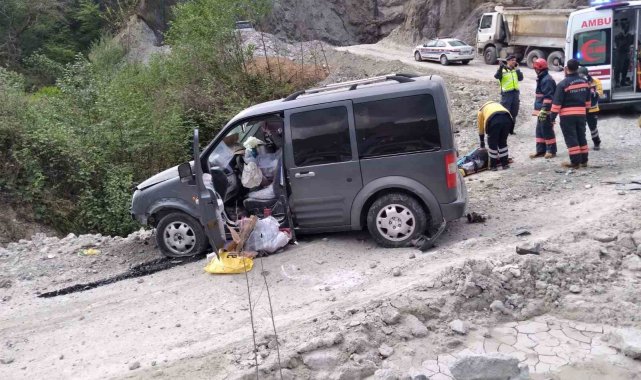 Trabzon'da trafik kazası: 3 yaralı