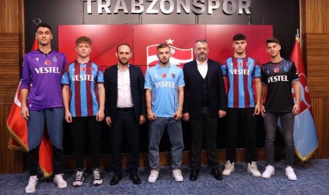 Trabzonspor'da altyapıdan 5 oyuncuyla sözleşme imzalandı