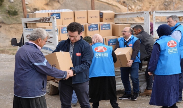 Türkiye'deki deprem bölgesinde DİTİB her gün yaklaşık 16 bin kişiye iftar ve sahur veriyor