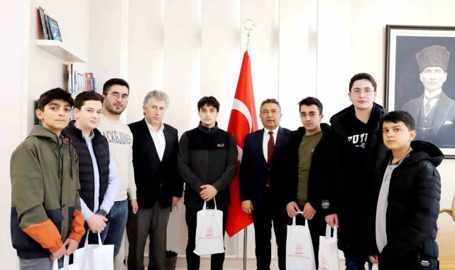 Türkiye finallerine kalan öğrencilerden ziyaret