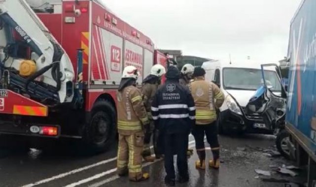 Tuzla'da yağışlı hava kazaya neden oldu: 3 yaralı