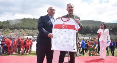 U12 İzmir Cup'ta görkemli açılış