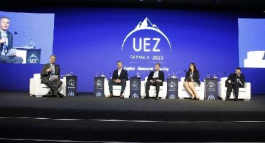 UEZ 2023'te Türk şirketlerin global arenadaki başarısı için gereken stratejiler konuşuldu